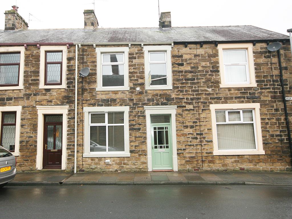 2 bedroom mid terrace house To Let in Earby - Main Image
